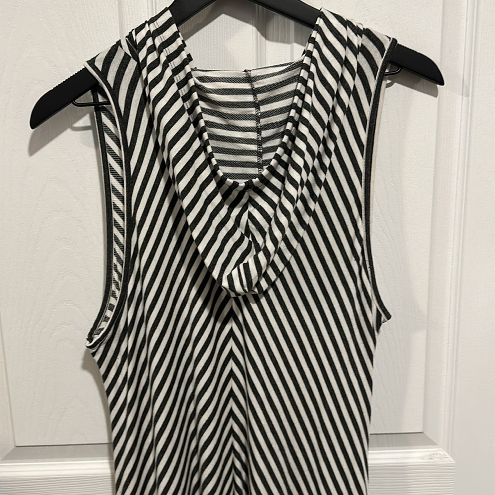 Sundress - Picture 2 of 4